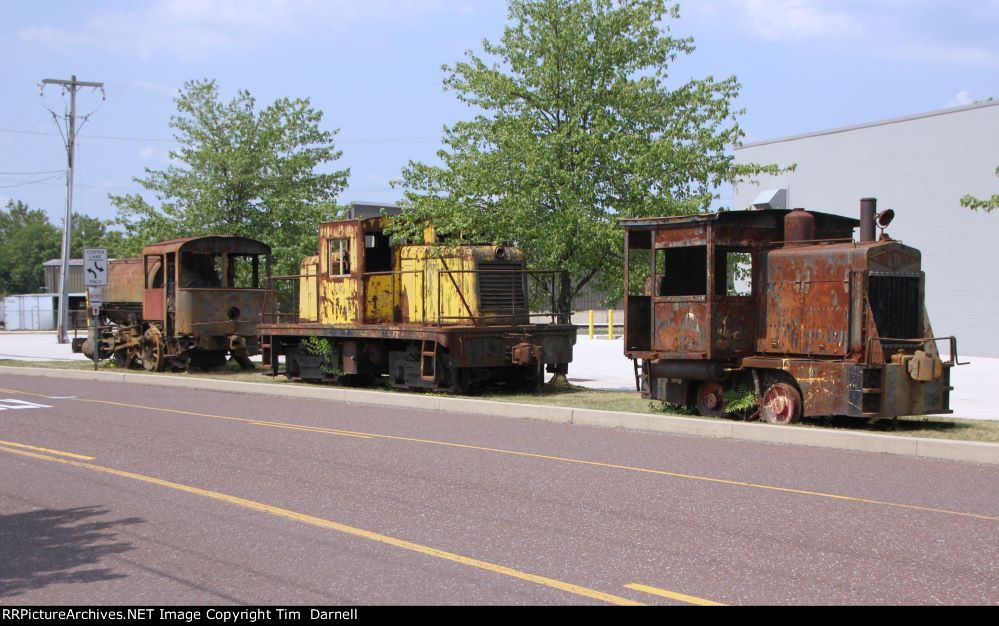 3 oldies on display